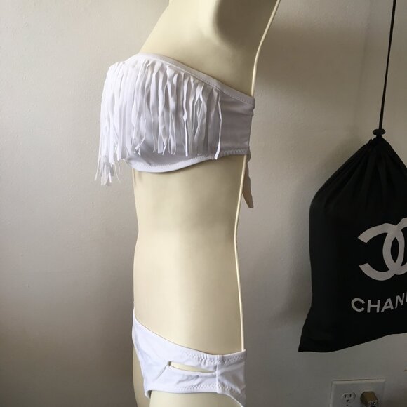 All white Strapless Bikini with cute fringes - Picture 5 of 5
